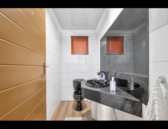 3 BEDROOM HOUSE FOR SALE IN WENDYWOOD